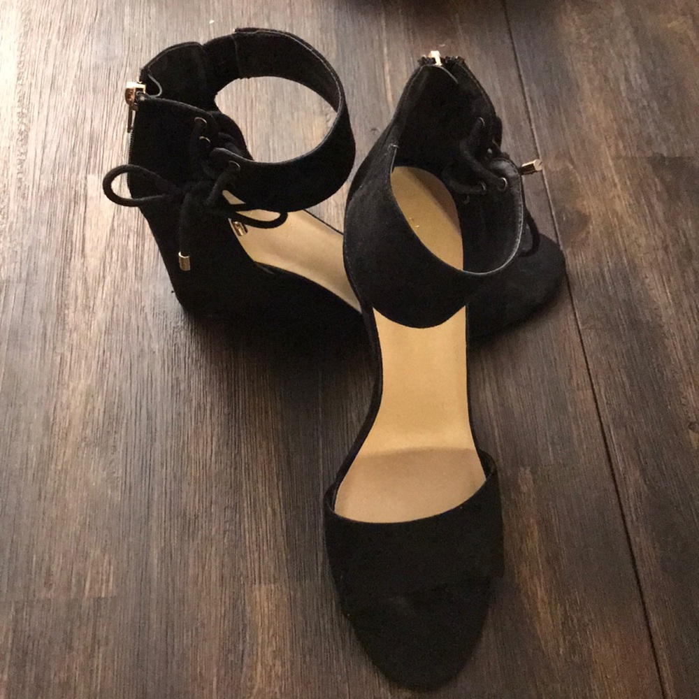 Shoe Dazzle Wedges